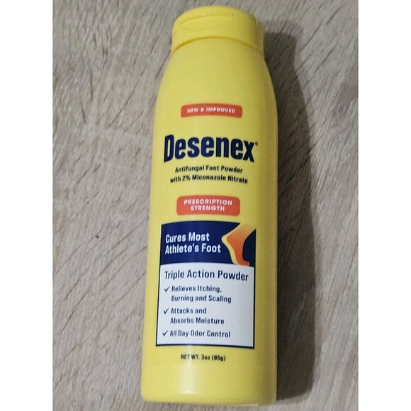 Desenex 2% Miconazole Nitrate Athlete's Foot Shake Powder - 3oz Lot Of 3 - Picture 2 of 3